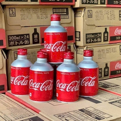 COCA NHẬT NẮP VẶN