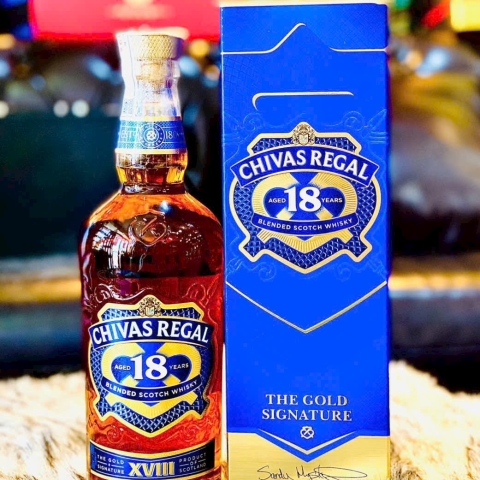 CHIVAS REGAL 18