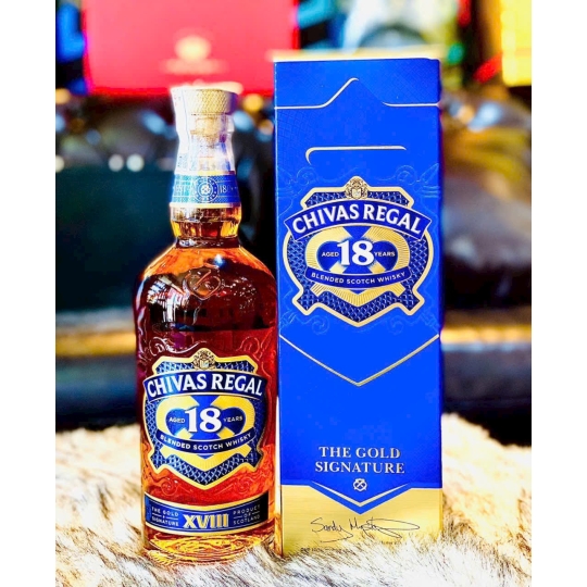 CHIVAS REGAL 18