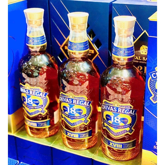 CHIVAS REGAL 18