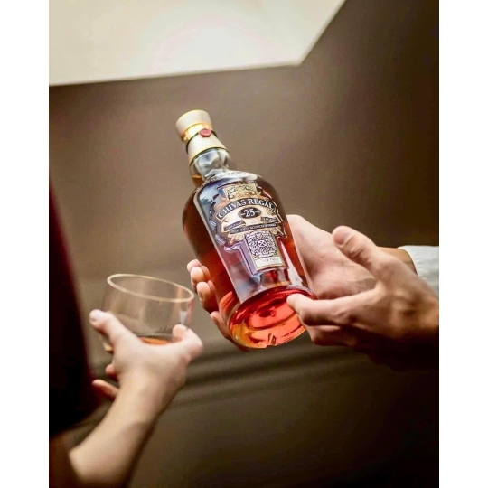CHIVAS 25 REGAL 