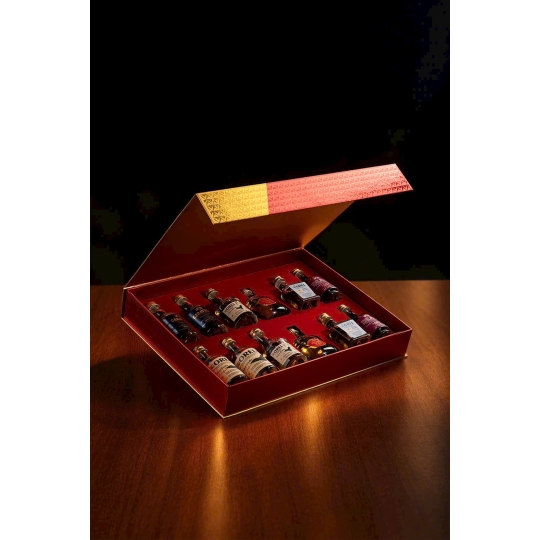 SET RƯỢU MINI 12 CHAI KÈM KỆ TAM DƯƠNG 2027 (giá đã bao Gồm VAT , khách sỉ ib ) 